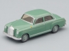 Масштабная модель Mercedes-Benz 180 Ponton (W120) зелёный 1:87 Wiking 022001