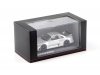 Масштабная модель Nissan Nismo GT-R LM (BCNR33) 1995 матовый серебристый 1:43 Kyosho KSR43113S ракурс 3