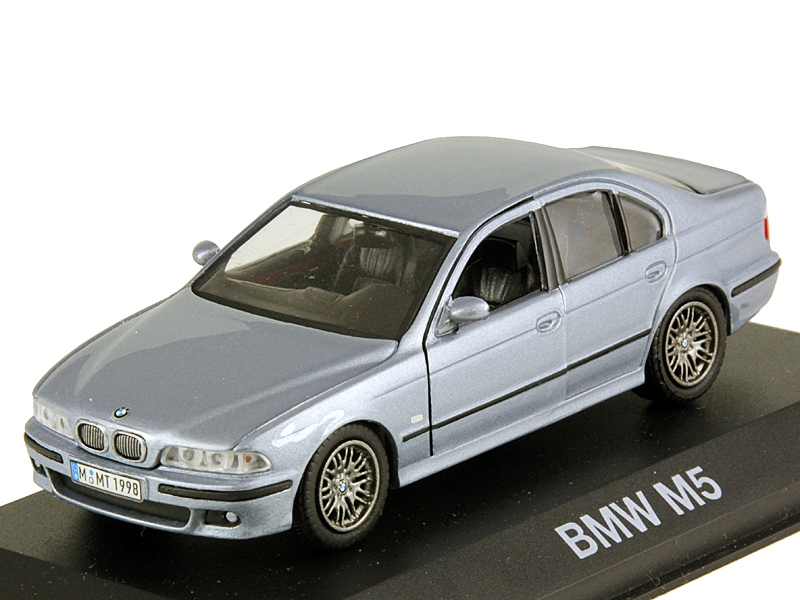 Модель 1 5. BMW 5 e39 1:43. BMW e39 1:18. BMW 5 e39 MINICHAMPS Red. Модель , BMW m5 e39 Neo 1:43.