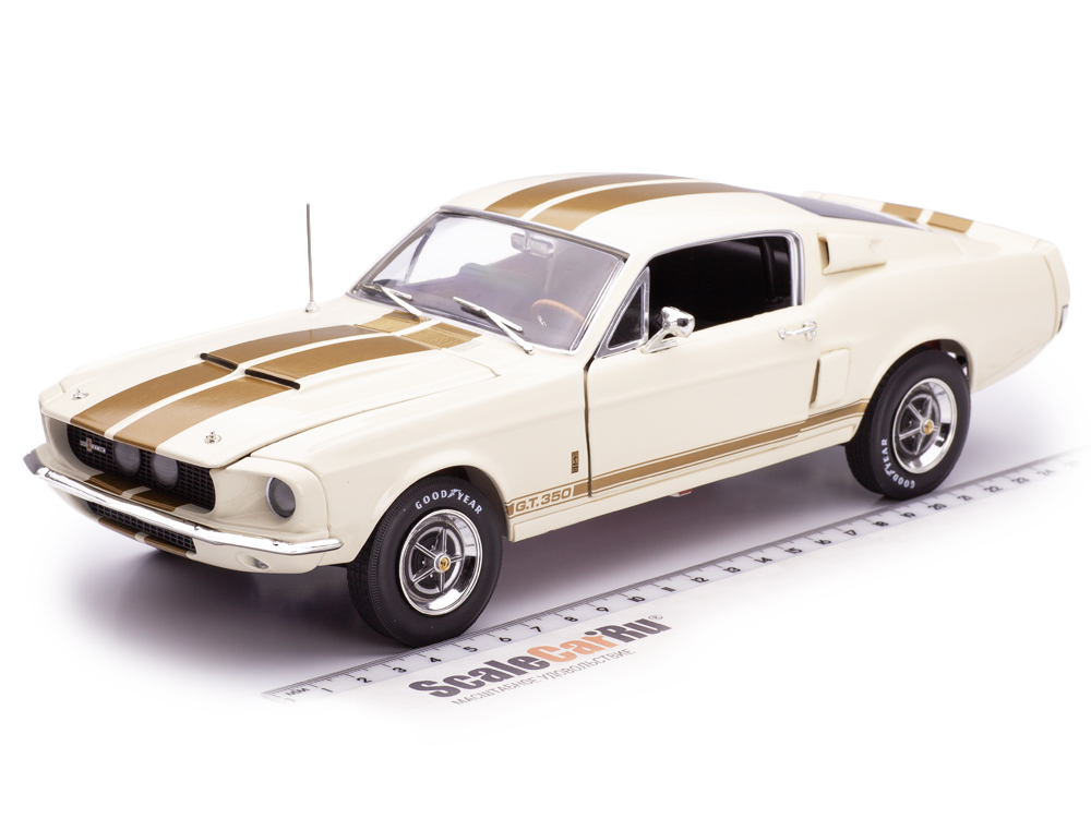1967 SHELBY GT-350 FORD MUSTANG 1/18 SCALE DIECAST CAR MODEL BY AUTO WORLD  AMM1227
