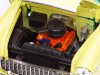 Масштабная модель Chevrolet Bel Air Convertible 1955 Harvest Gold &amp; India Ivory (желтый с бежевым) 1:18 Auto World AMM1285 ракурс 8