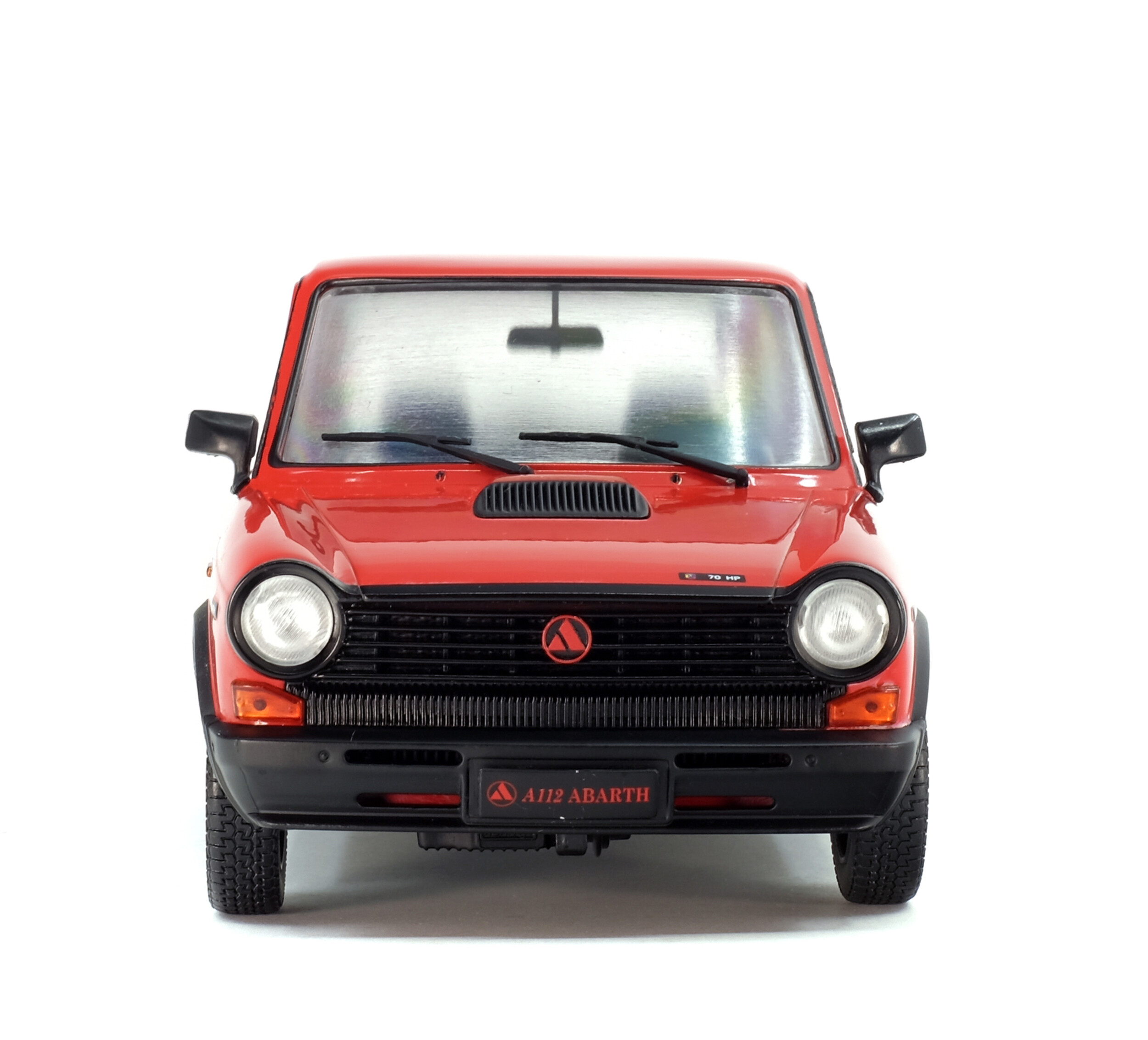 Масштабная модель Autobianchi A112 MK.5 Abarth 1980 красный 1:18