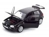 Масштабная модель Volkswagen Golf 4 GTI 1998 черный 1:18 Norev 188574 ракурс 2