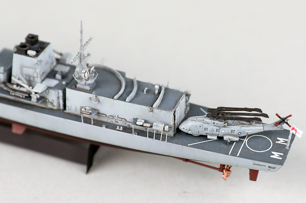 Сборная модель HMS TYPE 23 Frigate – Monmouth (F235) лучшая цена!