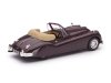 Масштабная модель Jaguar XK140 бордовый (в прозрачном пластиковом боксе) ракурс 4