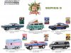 Масштабная модель Volkswagen T2 Westfalia кэмпер с подъемной крышей Unidentified Flying Object (UFO) Search Team Crashed Craig 1968 1:64 GreenLight 54090B ракурс 2