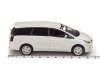 Масштабная модель Mitsubishi Grandis 2003 белый перламутр 1:43 First 43 Models F43-094 ракурс 3
