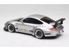 Масштабная модель Porsche 911 997 RWB Abu Dhabi 2024 серебристый 1:18 GT Spirit GT483 ракурс 5