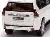 Масштабная модель Toyota Land Cruiser Prado 2018 белый 1:43 Vitesse VSS29410 ракурс 5