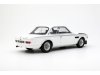 Масштабная модель BMW 3,0 CSL E9 1972 белый ракурс 2