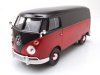 Масштабная модель Volkswagen T1 1967 фургон черный с красным 1:24 Motor Max 79342R