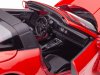 Масштабная модель Porsche 911 (992.2) Targa 4 GTS Hybrid 2025 красный 1:18 Maisto 31470R ракурс 10