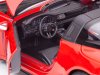 Масштабная модель Porsche 911 (992.2) Targa 4 GTS Hybrid 2025 красный 1:18 Maisto 31470R ракурс 9