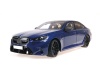 Масштабная модель BMW M5 2024 G90 синий металлик 1:18 Minichamps 110023802 ракурс 3