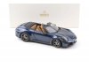 Масштабная модель Porsche 911 Carrera кабриолет (992.2) 2025 темно-синий металлик 1:18 Norev 187180 ракурс 6