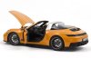 Масштабная модель Porsche 911 Targa 4 GTS 2025 желтый ракурс 3