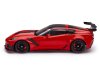 Масштабная модель Chevrolet Corvette C7 ZR1 Coupe 2019 красный с черным 1:18 IXO 18RDC243 ракурс 2