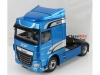 Масштабная модель DAF XF Space Cab седельный тягач 2016 голубой металлик