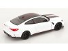 Масштабная модель BMW 4-series M4 CSL (G82) (2023), белый 1:18 Minichamps 110023022 ракурс 2