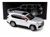Масштабная модель Lexus LX600 серебристый (с открывающимися элементами) 1:18 LCD Models LCD18021-SI ракурс 11