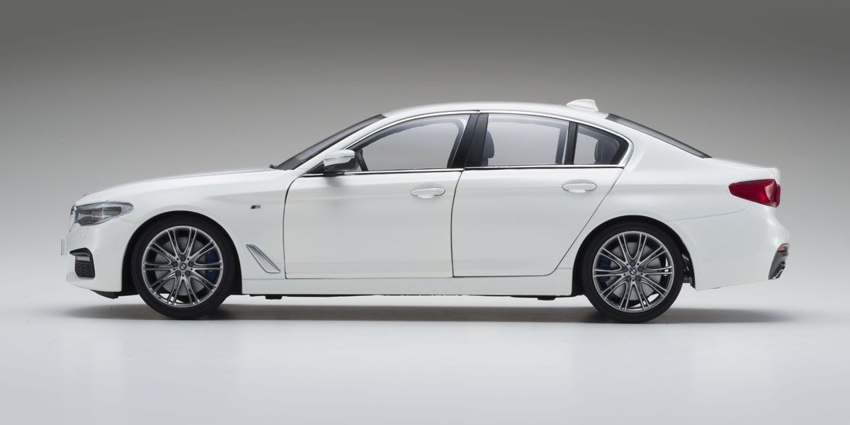 Масштабная модель BMW 5 Series (G30) белый лучшая цена!