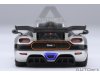 Масштабная модель Koenigsegg One:1 серебристый с черным 1:64 AUTOart 20042 ракурс 6