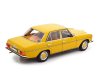 Масштабная модель Mercedes-Benz 200 /8 W115 1968 желтый ракурс 4